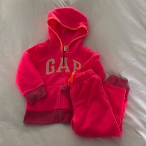 Gap Neon Fleece Toddler sweat suit